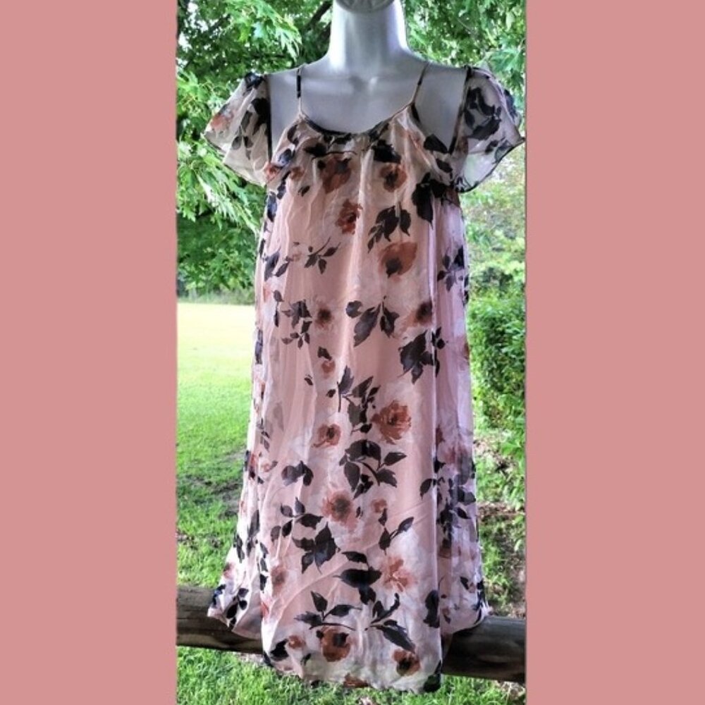 Charlotte Russe pink floral summer  dress size Med